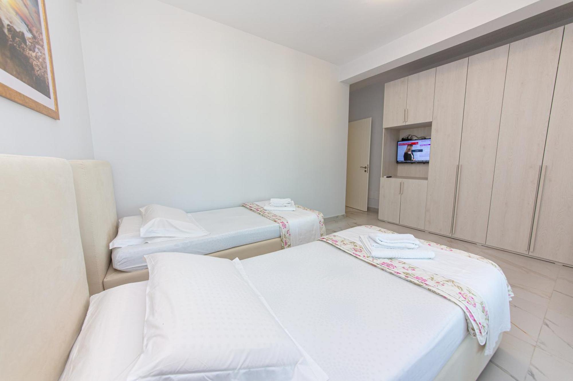 Luxury Villa 2 Vlore Exterior photo